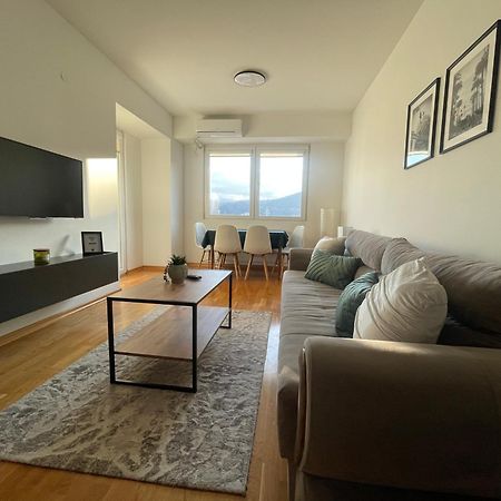 Urban Side Apartments Скопие Екстериор снимка