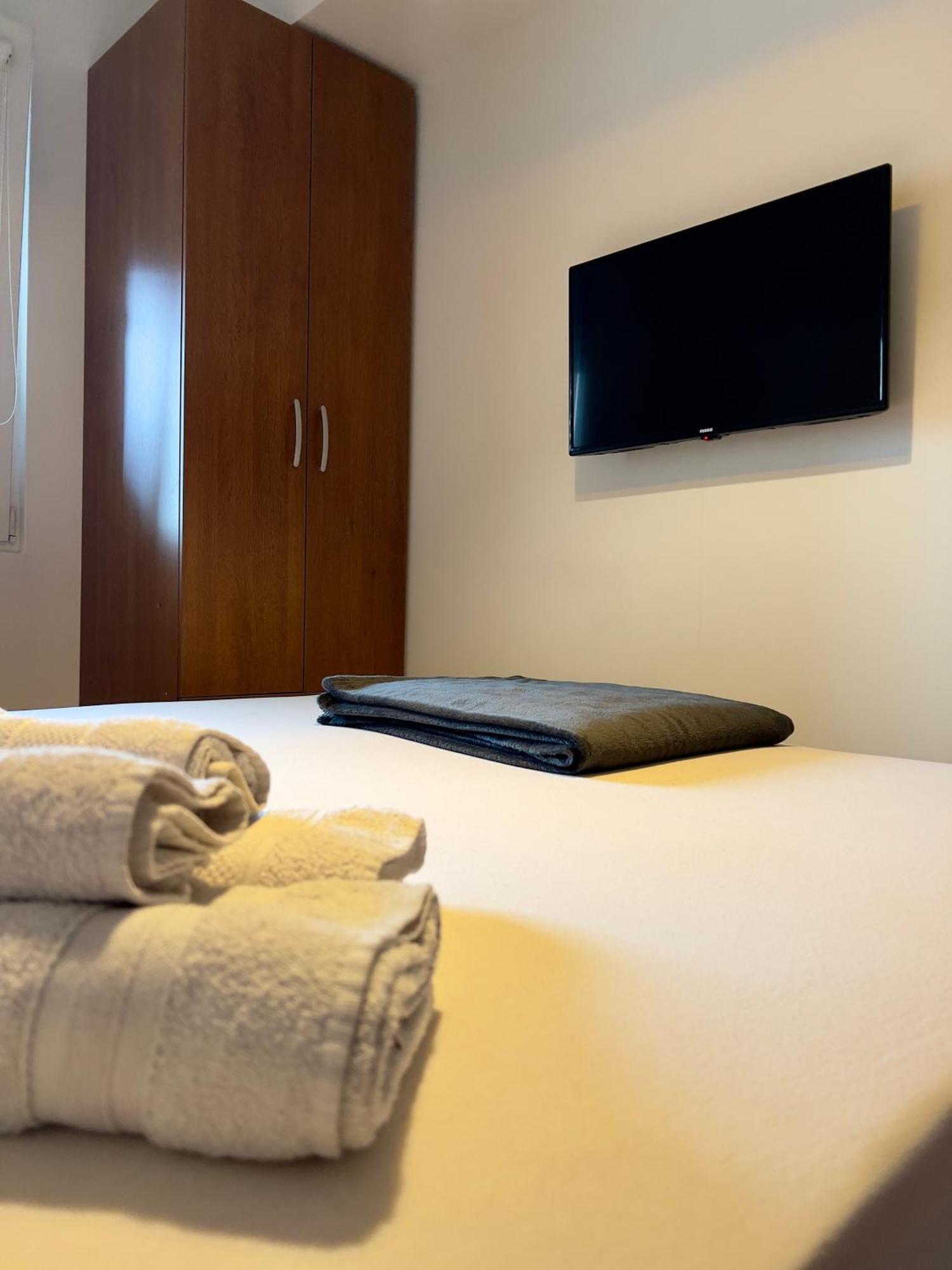 Urban Side Apartments Скопие Екстериор снимка